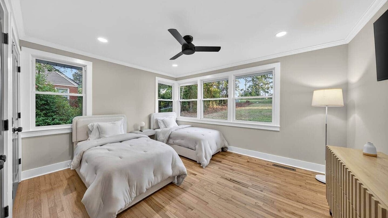 Photo of Bedroom in Forest Hills