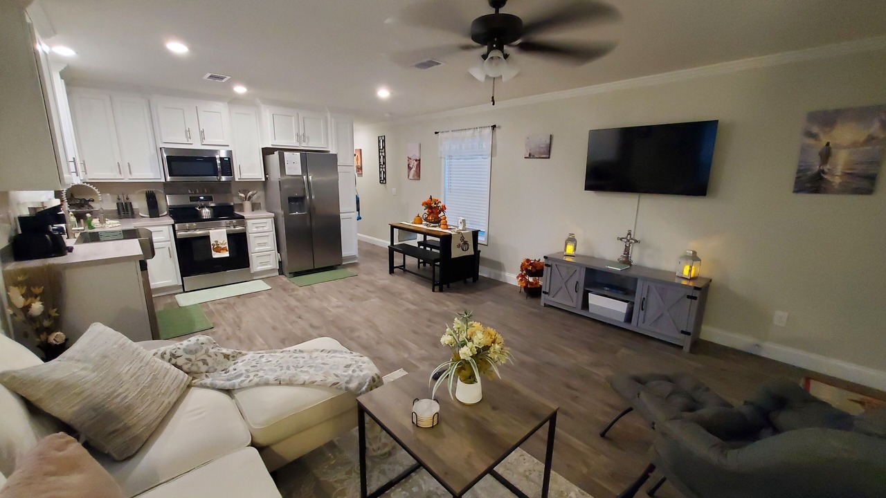Photo of Livingroom in Crestview