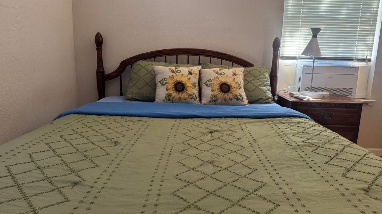 Photo of Bedroom in Tracy