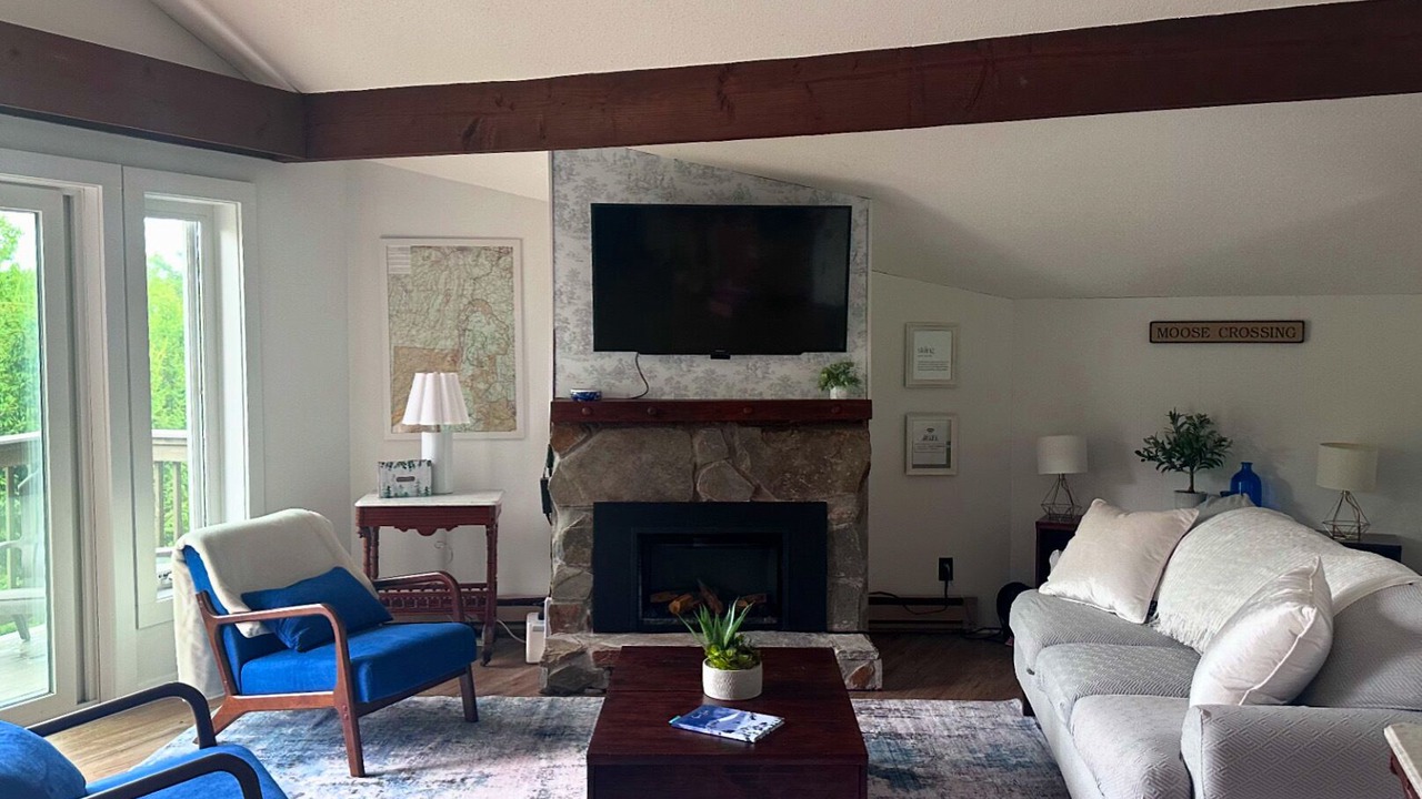 Photo of Livingroom in Bromley Mountain