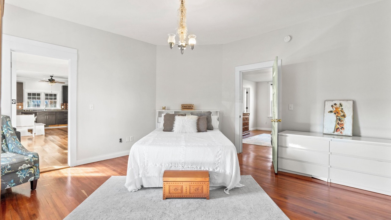 Photo of Bedroom in Huntsville