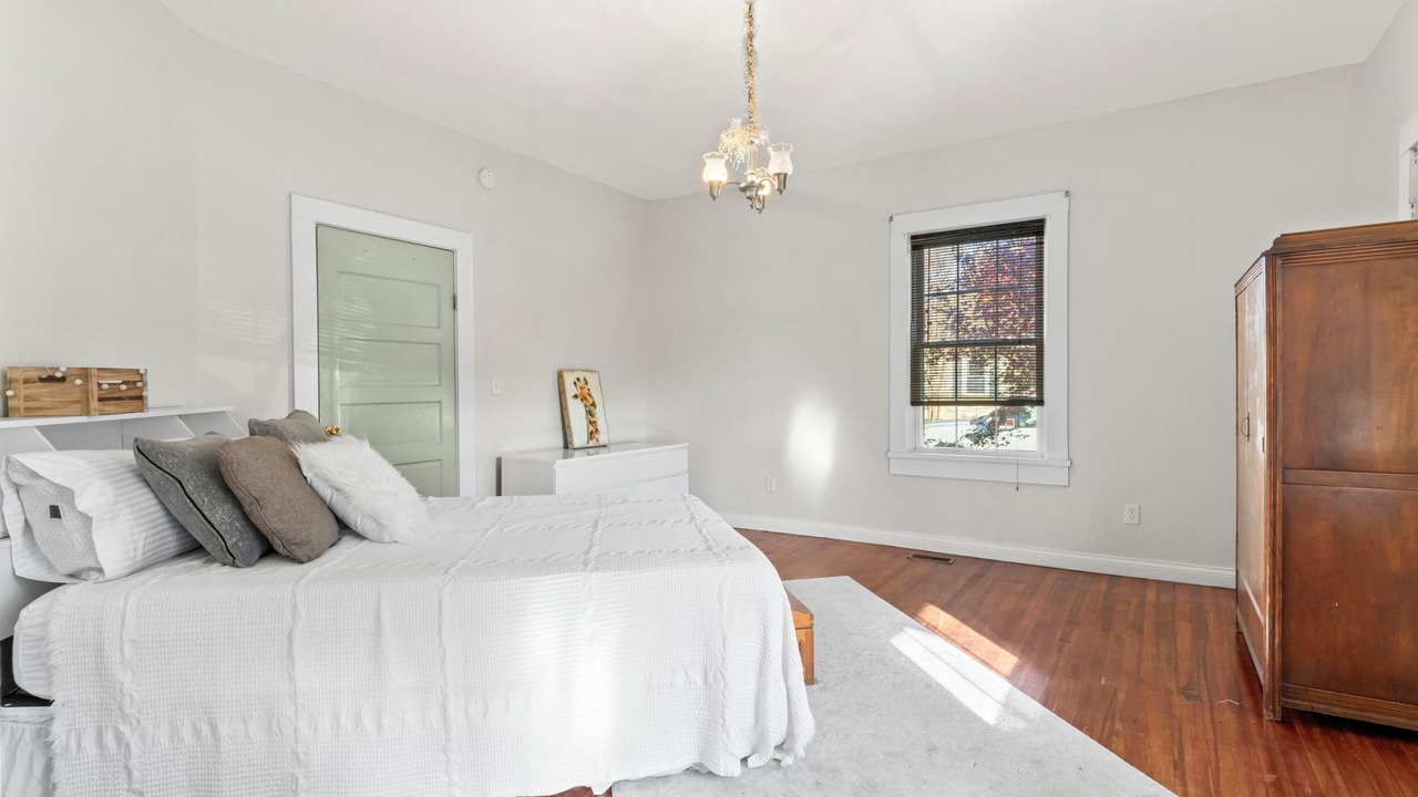 Photo of Bedroom in Huntsville