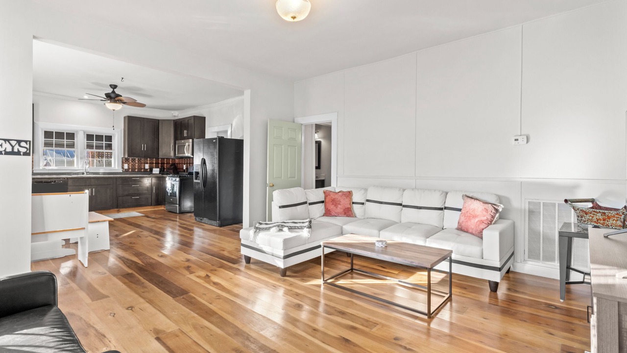 Photo of Livingroom in Huntsville