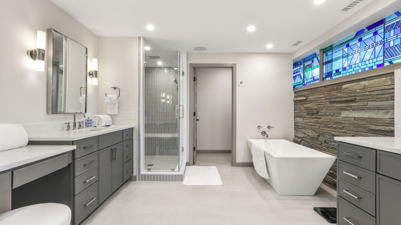 Photo of Bathroom in Creamery