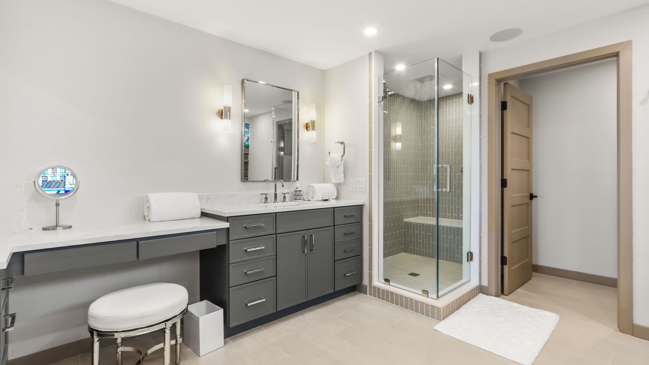 Photo of Bathroom in Creamery