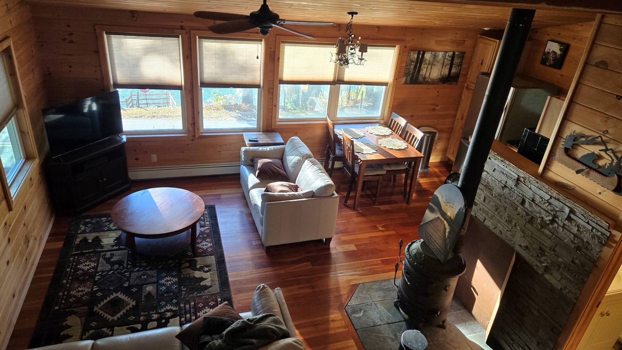 Photo of Livingroom in Lake Luzerne-Hadley