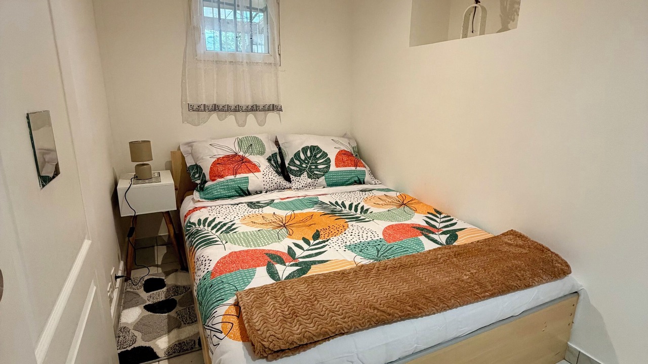 Photo of Bedroom in Epinay-sur-Seine