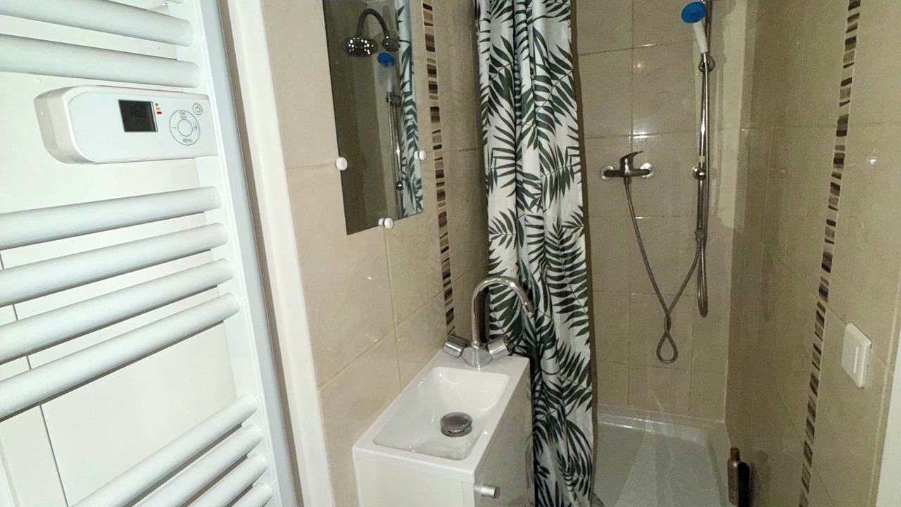 Photo of Bathroom in Epinay-sur-Seine