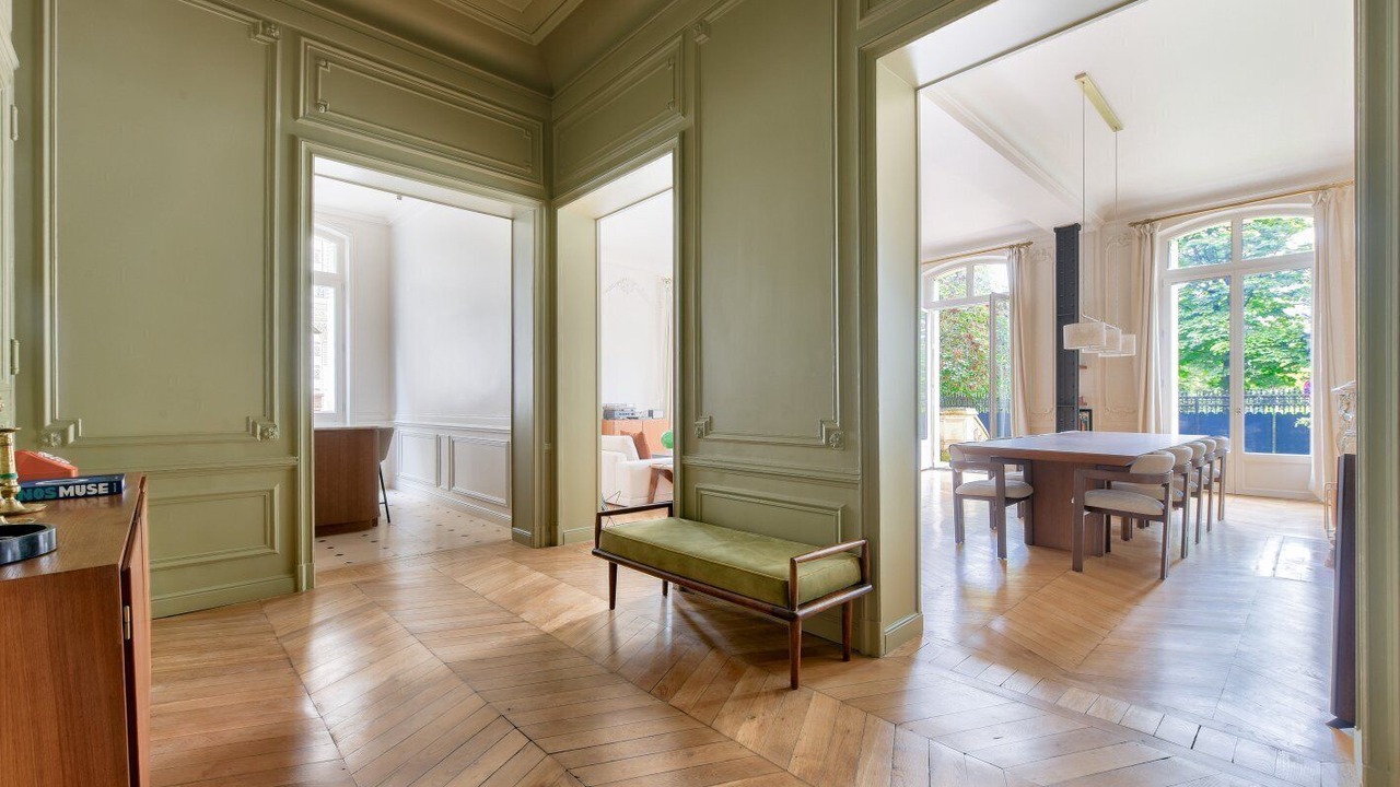 Photo of Others in Porte-Dauphine
