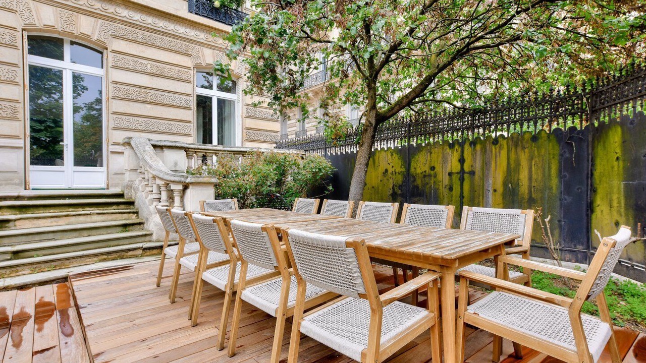 Photo of Outdoor in Porte-Dauphine
