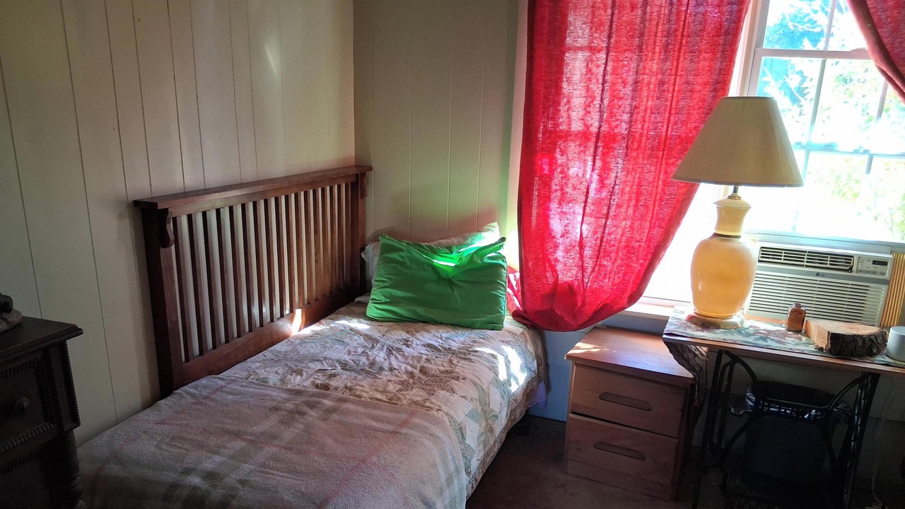 Photo of Bedroom in Brownwood