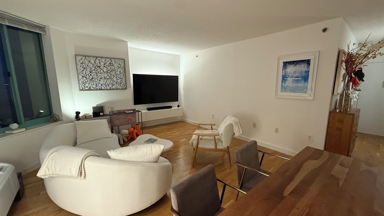 Photo of Livingroom in Newport
