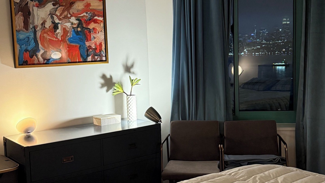 Photo of Bedroom in Newport