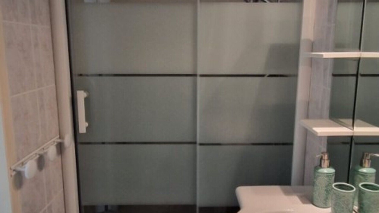 Photo of Bathroom in Leguevin