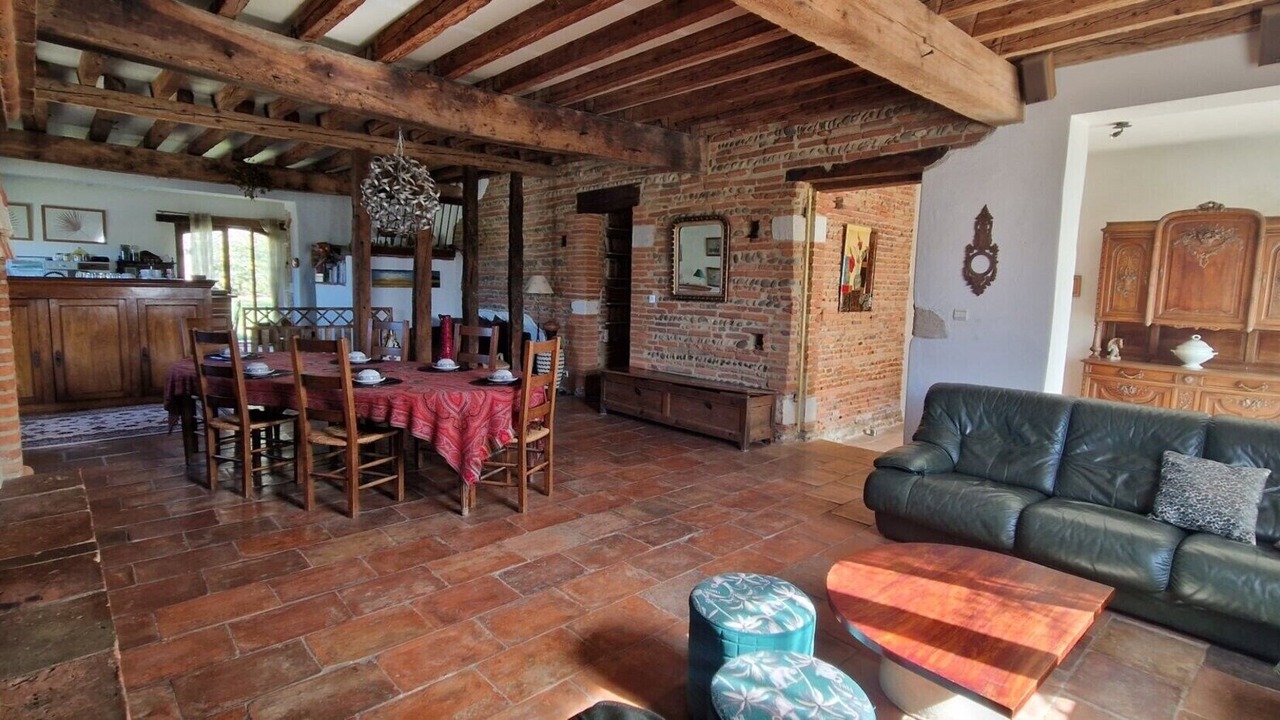Photo of Livingroom in Leguevin