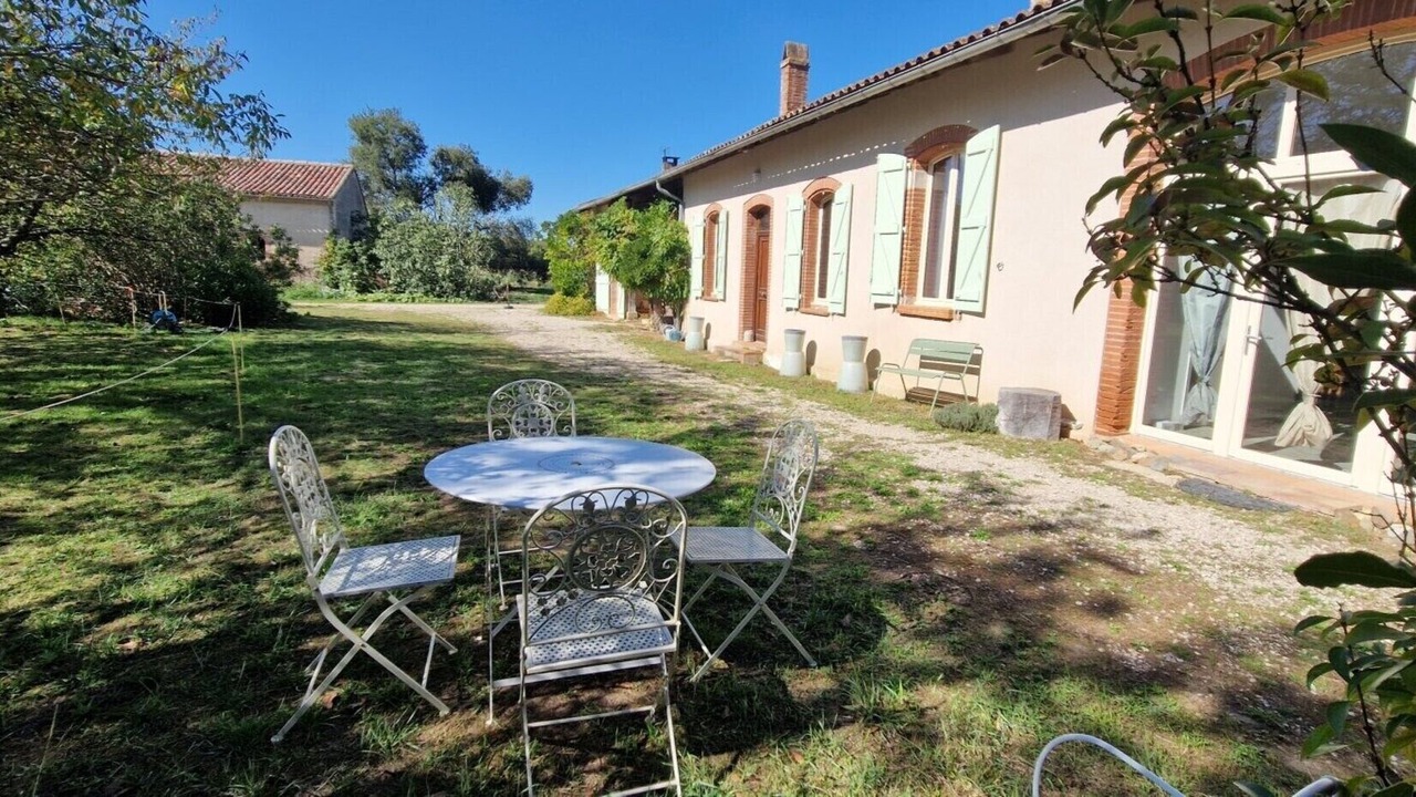 Photo of Outdoor in Leguevin