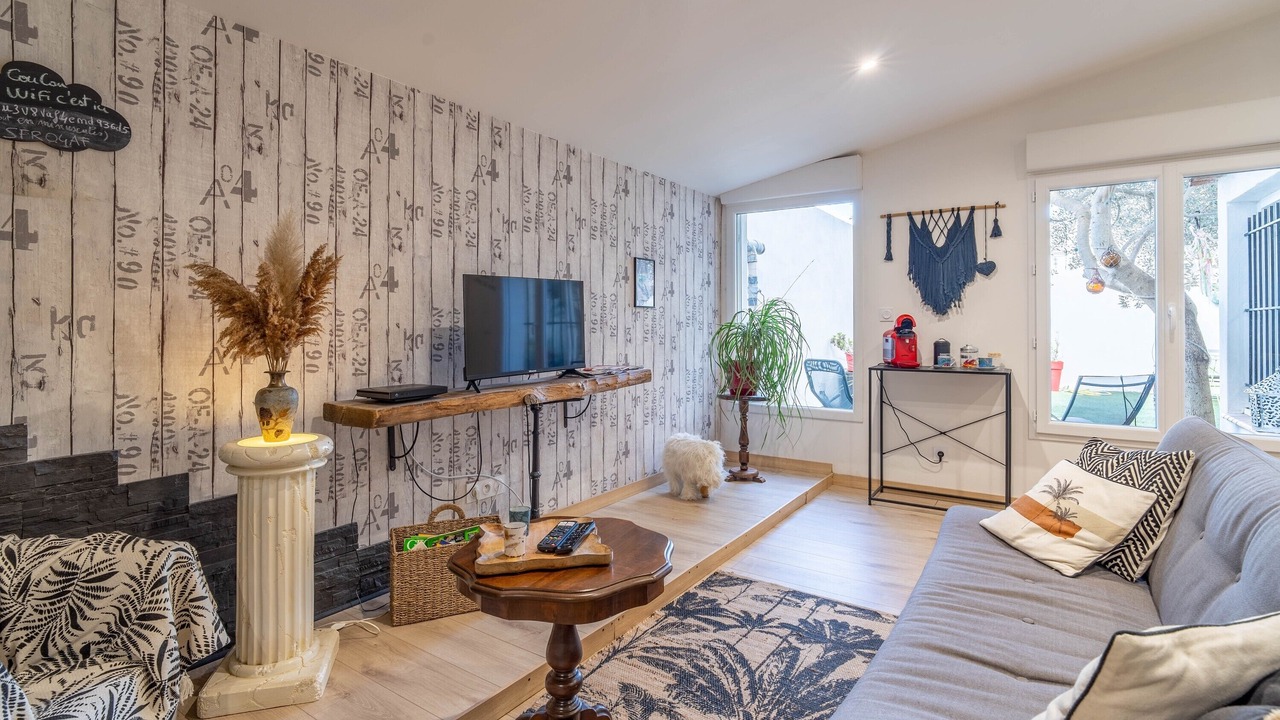 Photo of Livingroom in Peyriac-de-Mer