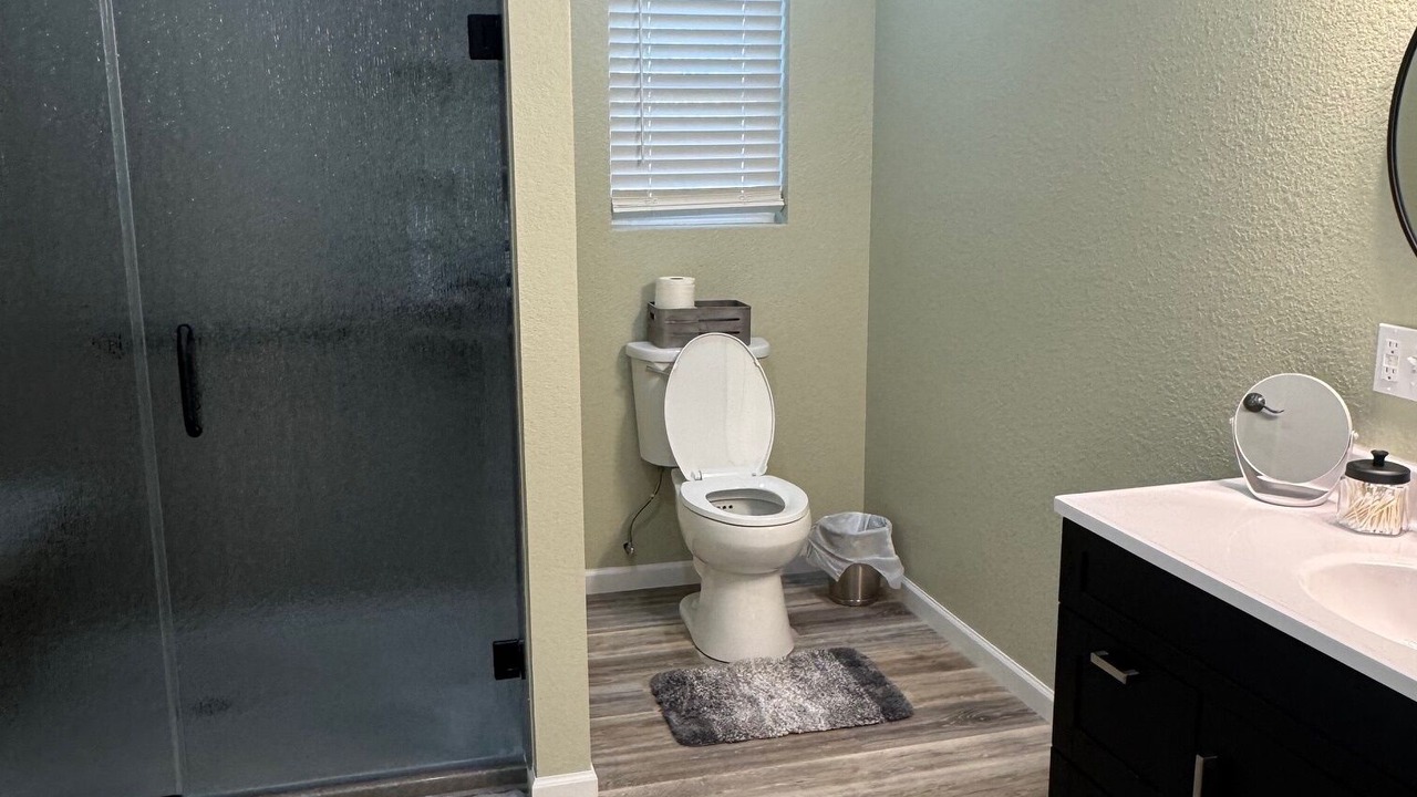 Photo of Bathroom in Corydon