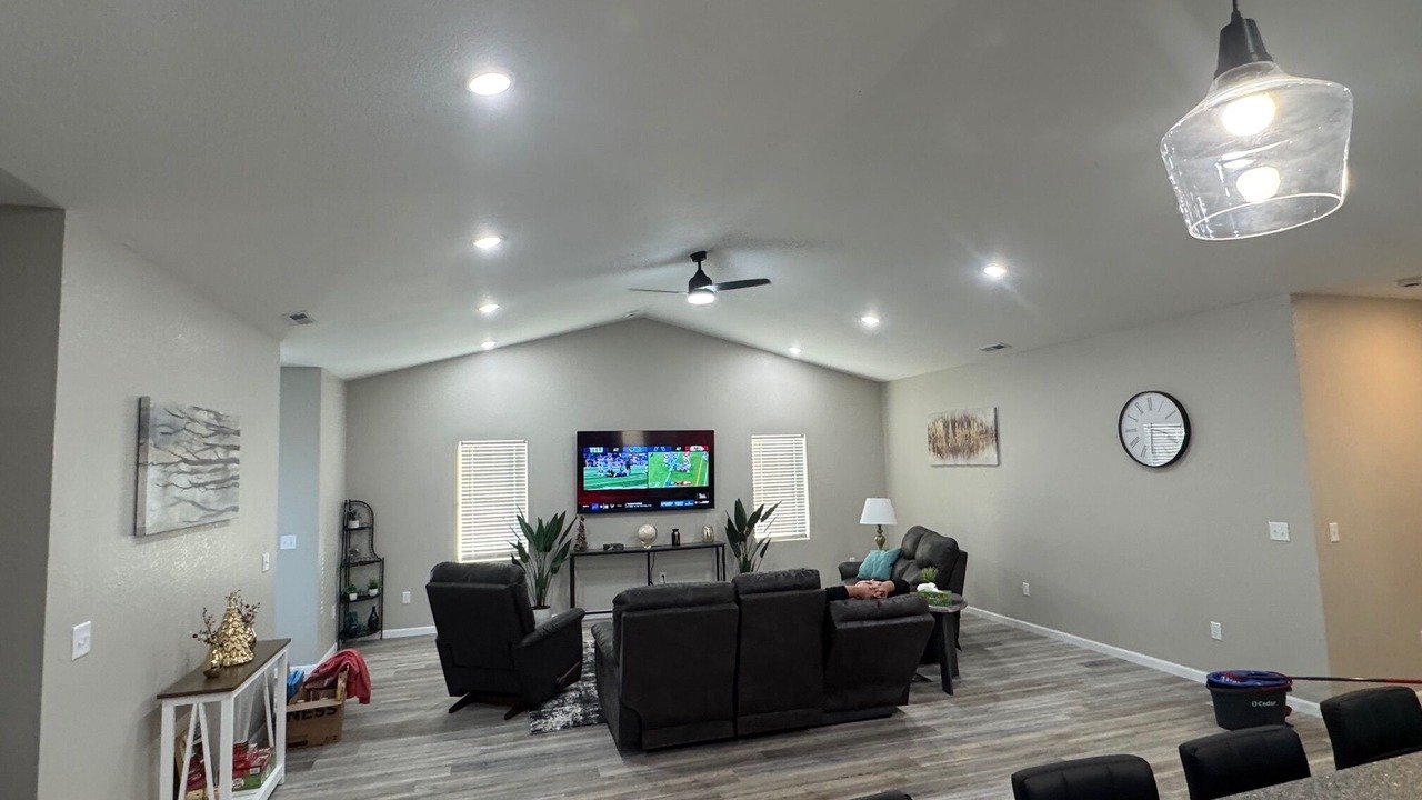 Photo of Livingroom in Corydon