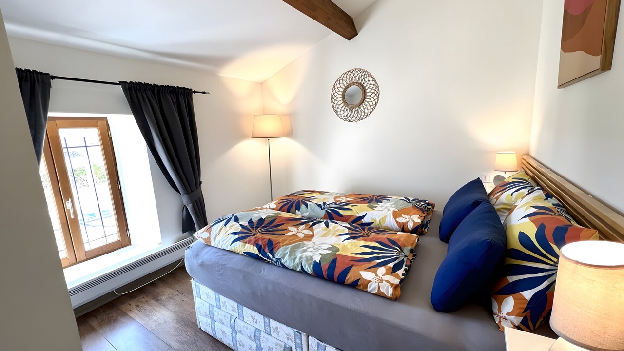 Photo of Bedroom in Marseillette