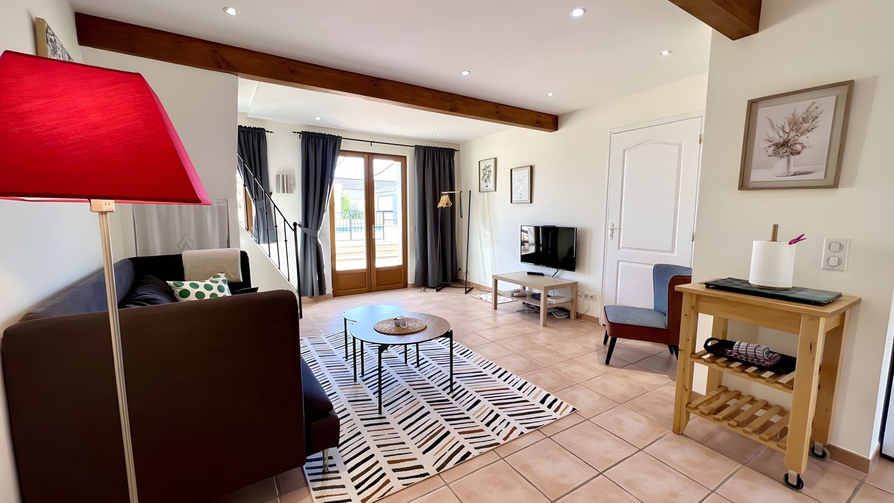 Photo of Livingroom in Marseillette
