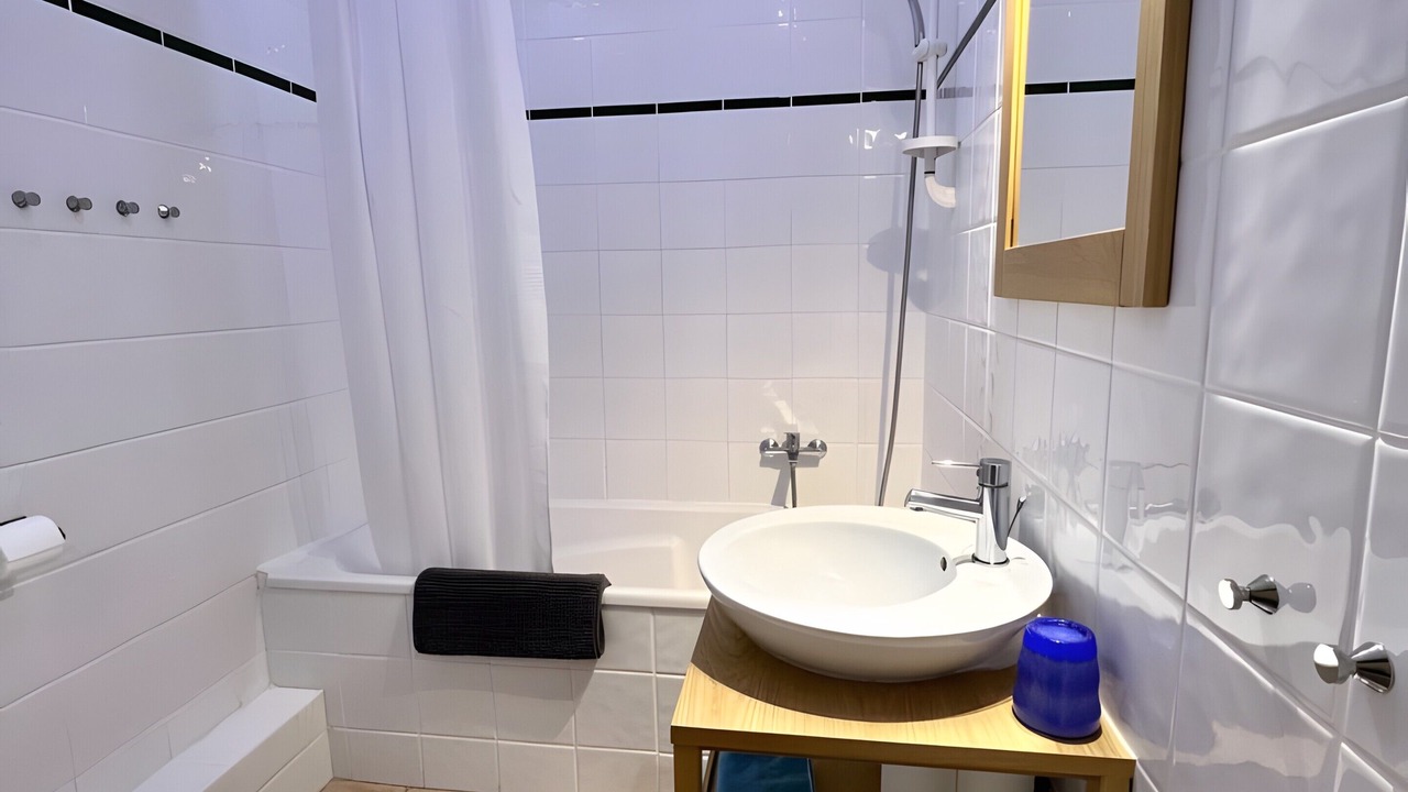 Photo of Bathroom in Marseillette