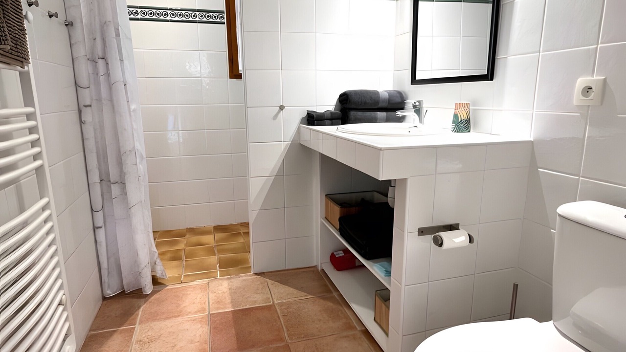 Photo of Bathroom in Marseillette