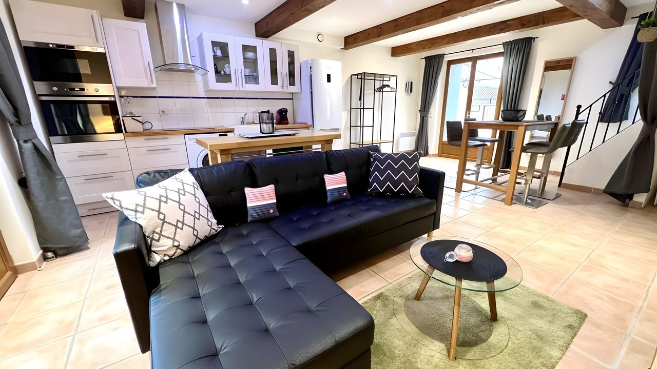 Photo of Livingroom in Marseillette