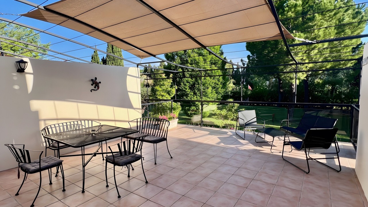 Photo of Outdoor in Marseillette