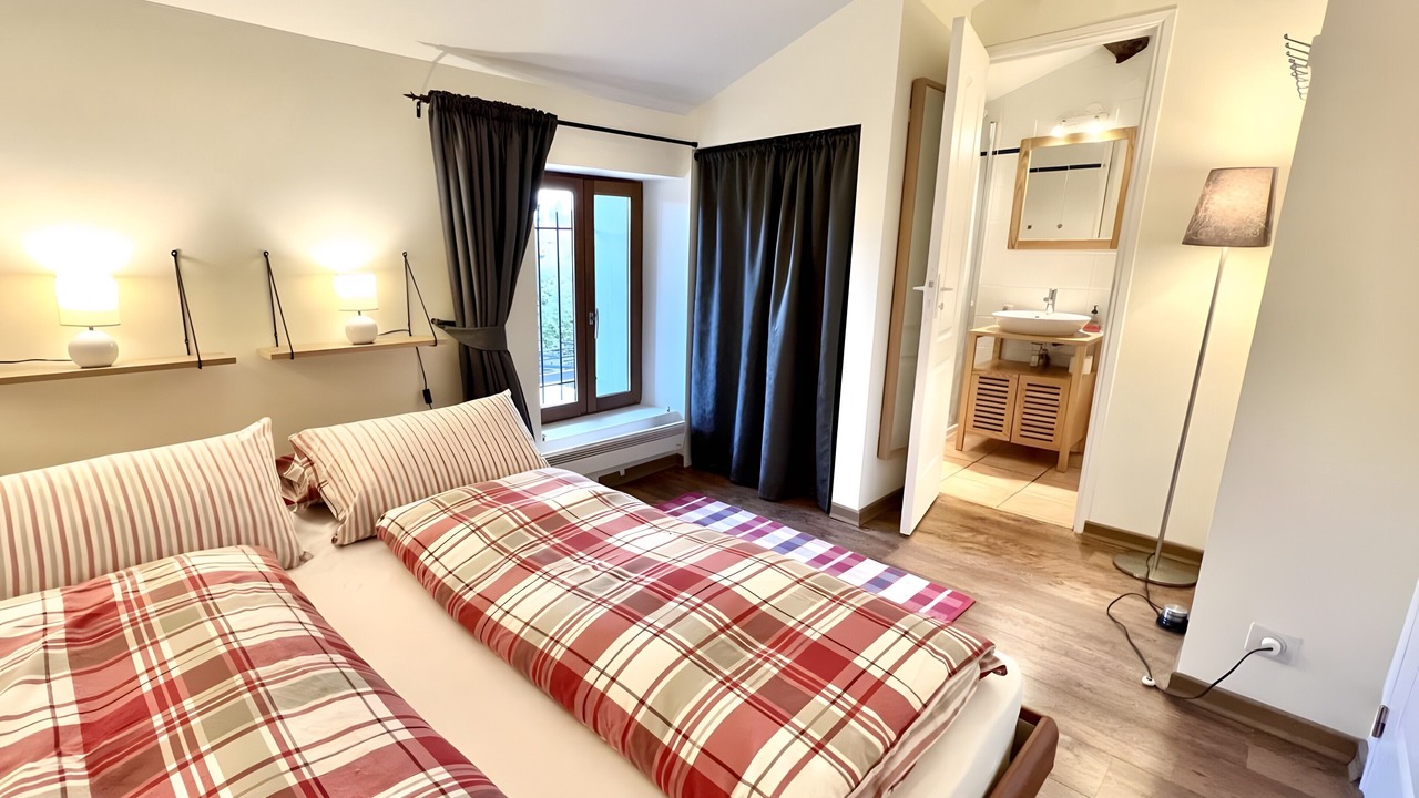 Photo of Bedroom in Marseillette