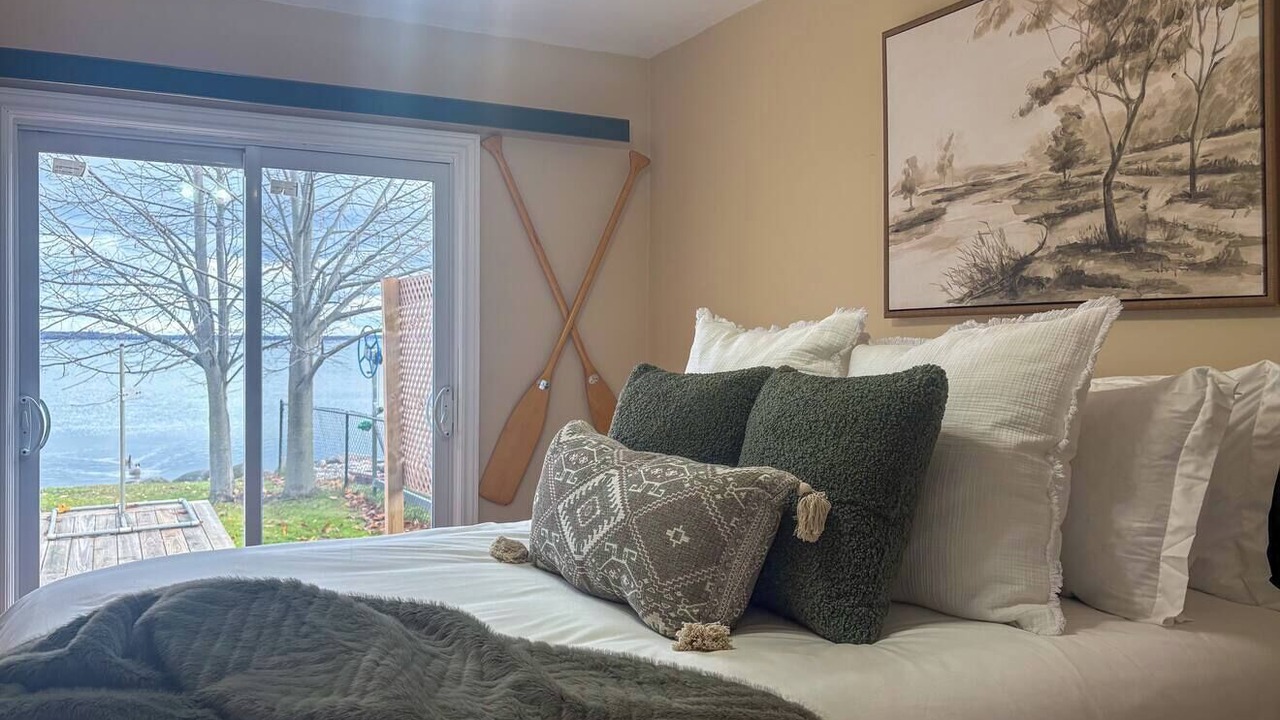 Photo of Bedroom in Innisfil