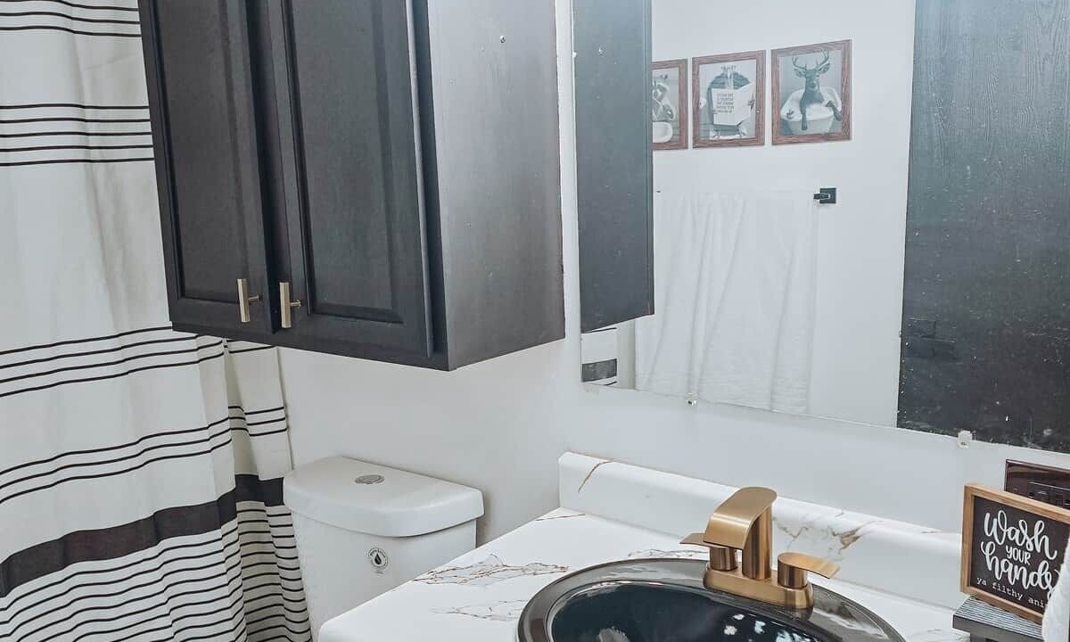 Photo of Bathroom in Marshall