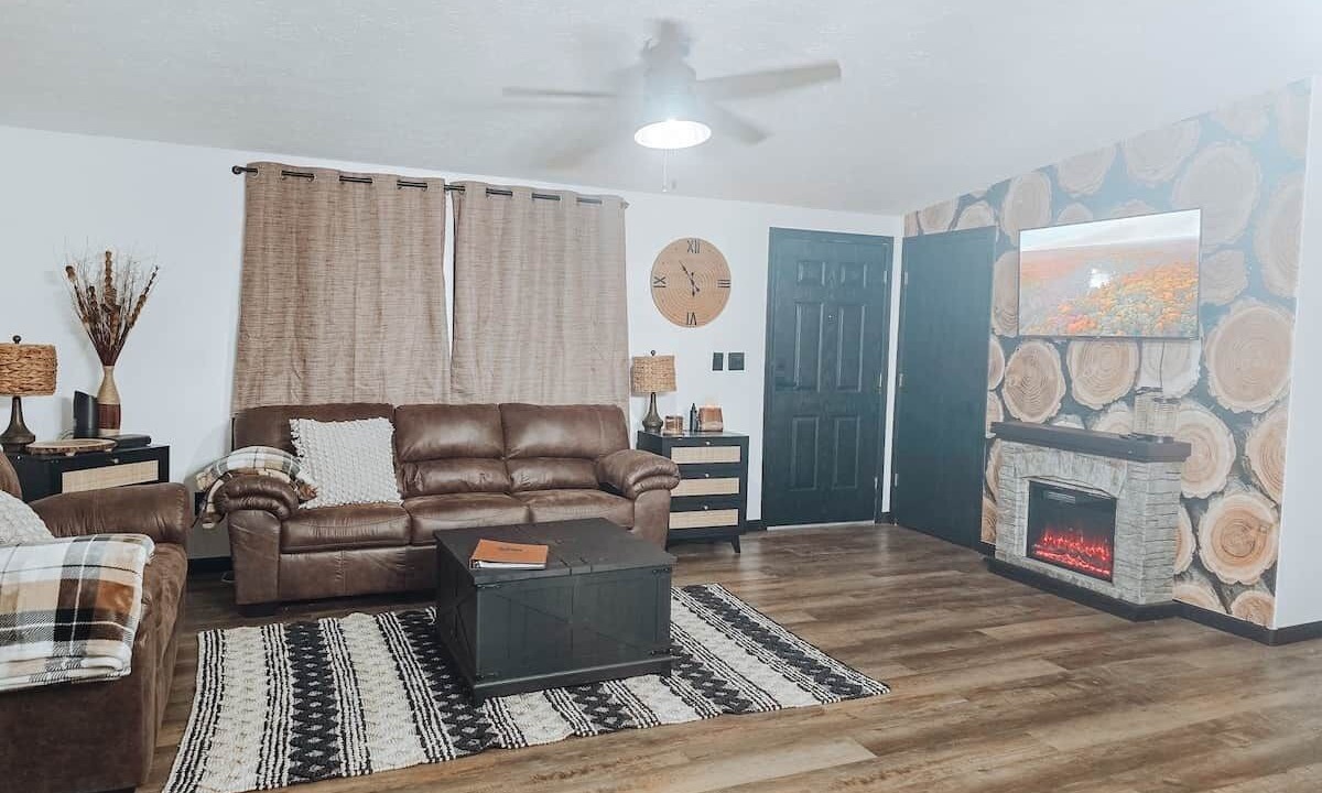 Photo of Livingroom in Marshall