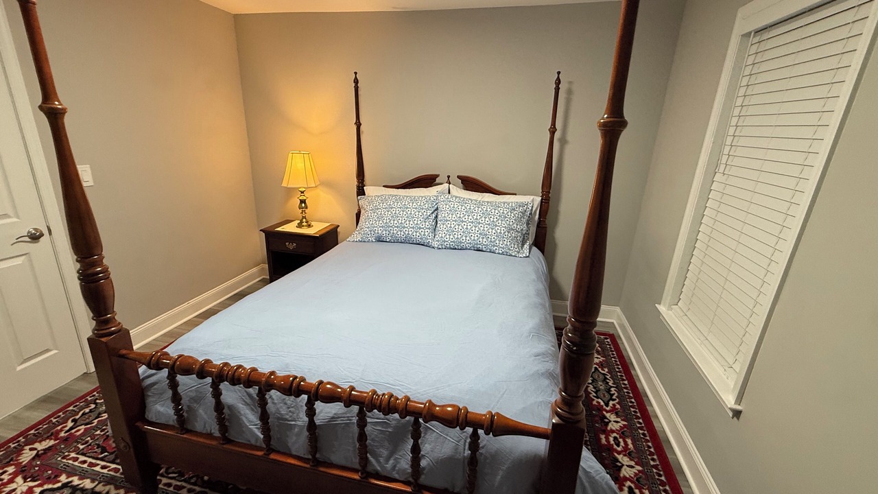 Photo of Bedroom in Williamsburg