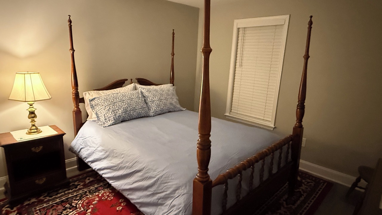 Photo of Bedroom in Williamsburg