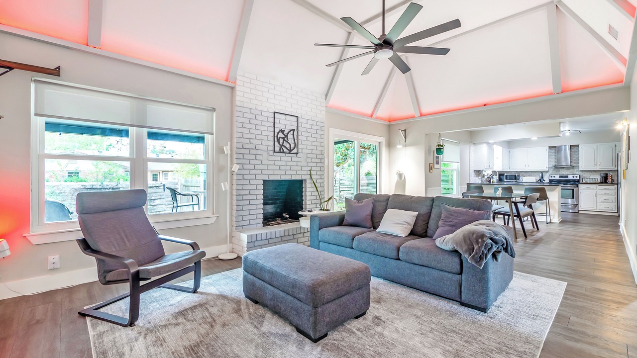 Photo of Livingroom in Universal City
