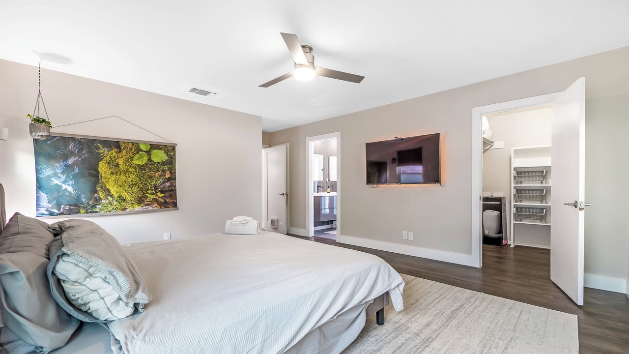 Photo of Bedroom in Universal City