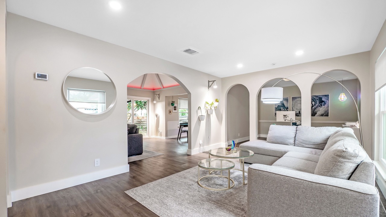 Photo of Livingroom in Universal City