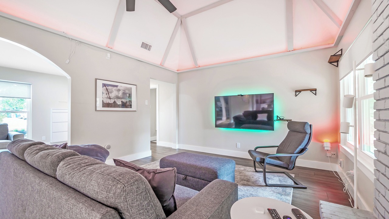 Photo of Livingroom in Universal City