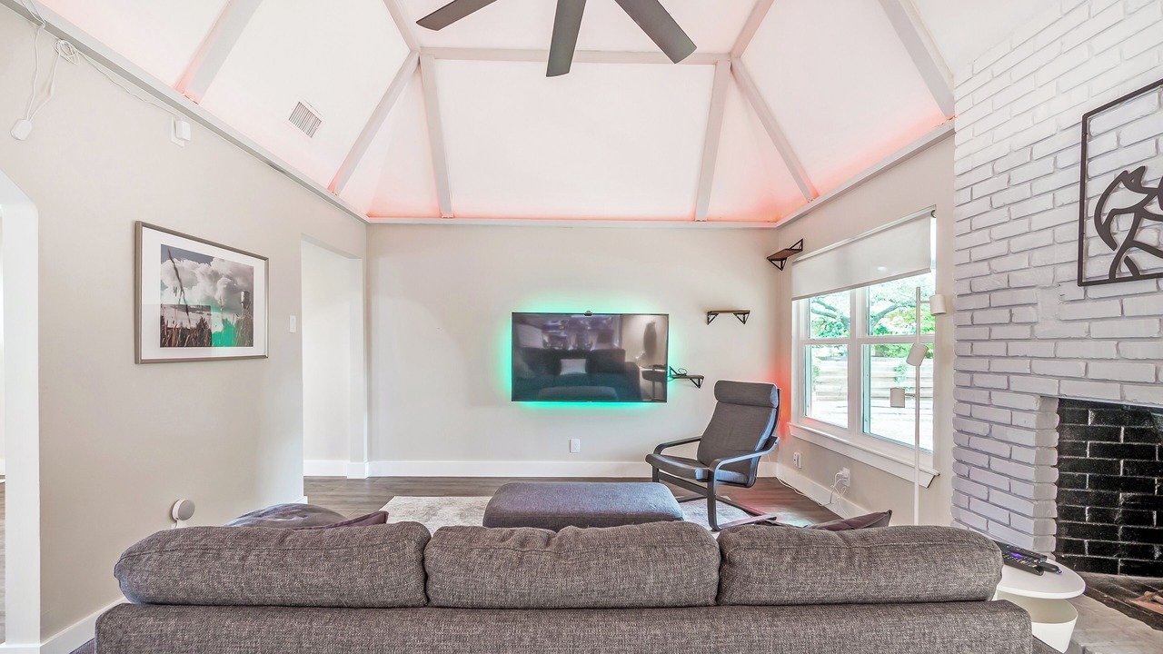 Photo of Livingroom in Universal City