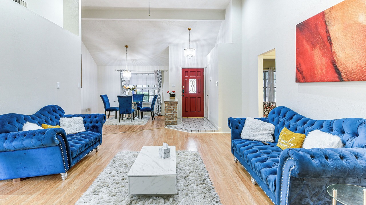 Photo of Livingroom in Sugar Land