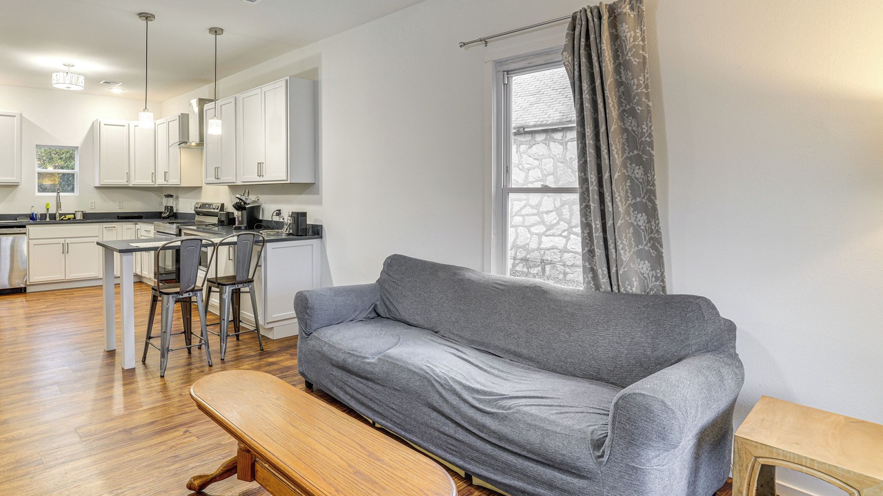 Photo of Livingroom in Joplin