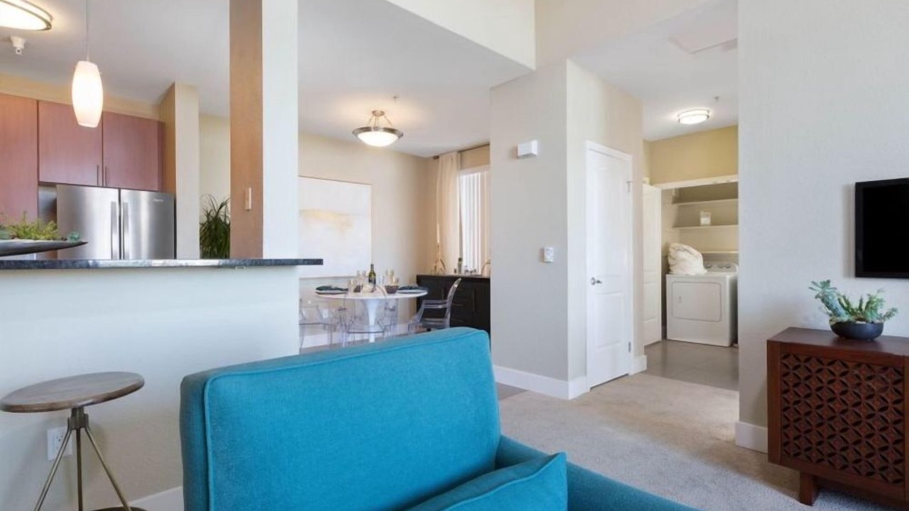 Photo of Livingroom in East San Mateo