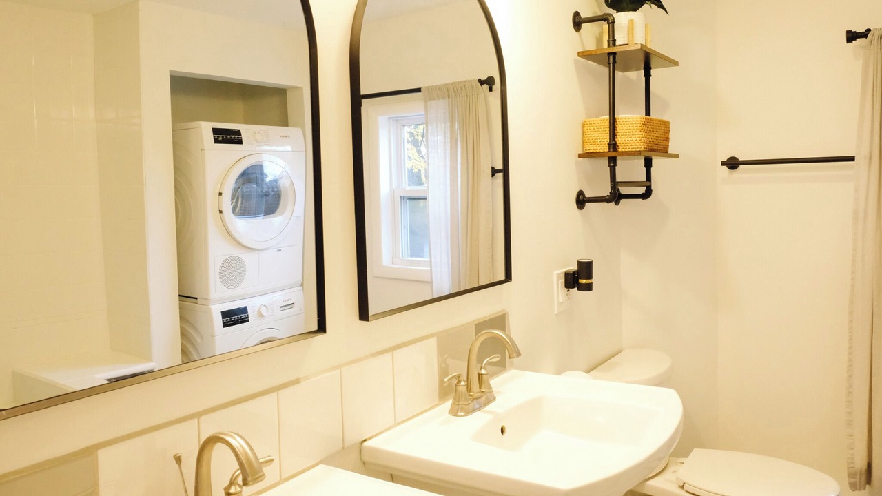 Photo of Bathroom in Saugerties