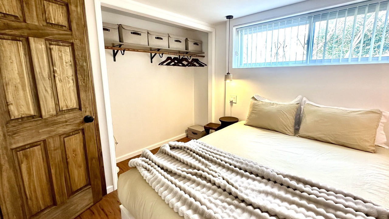 Photo of Bedroom in Lincoln Park