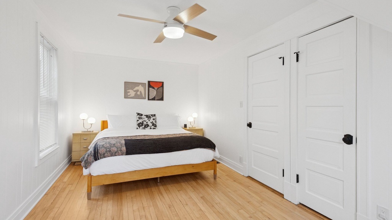 Photo of Bedroom in Irving Park