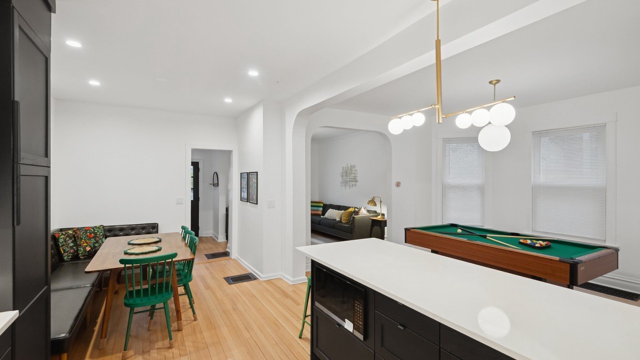 Photo of Bedroom in Irving Park