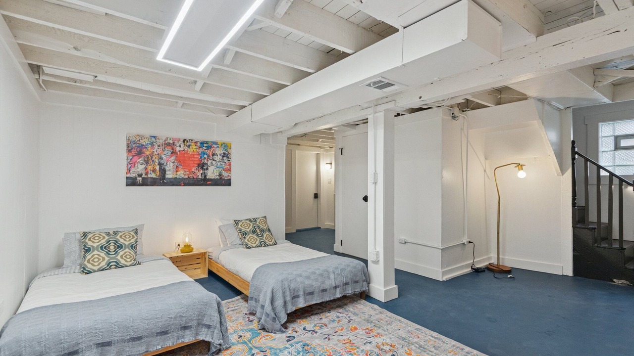 Photo of Bedroom in Irving Park