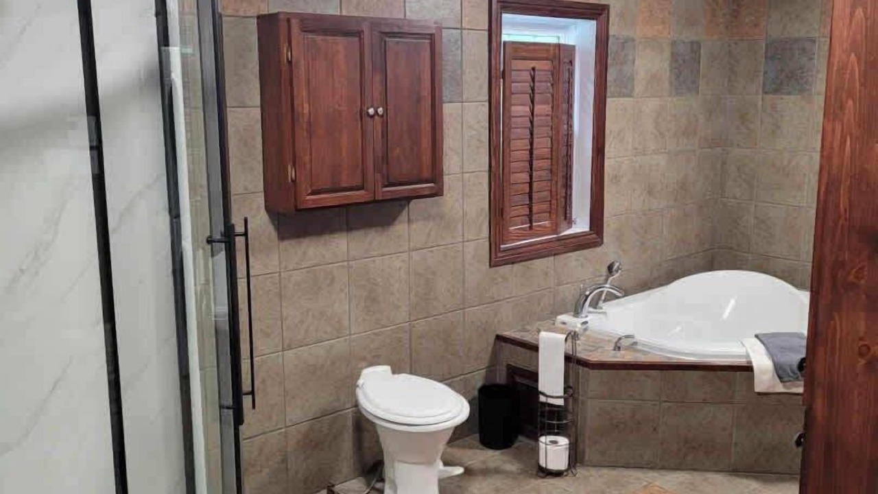 Photo of Bathroom in Saint-Claude