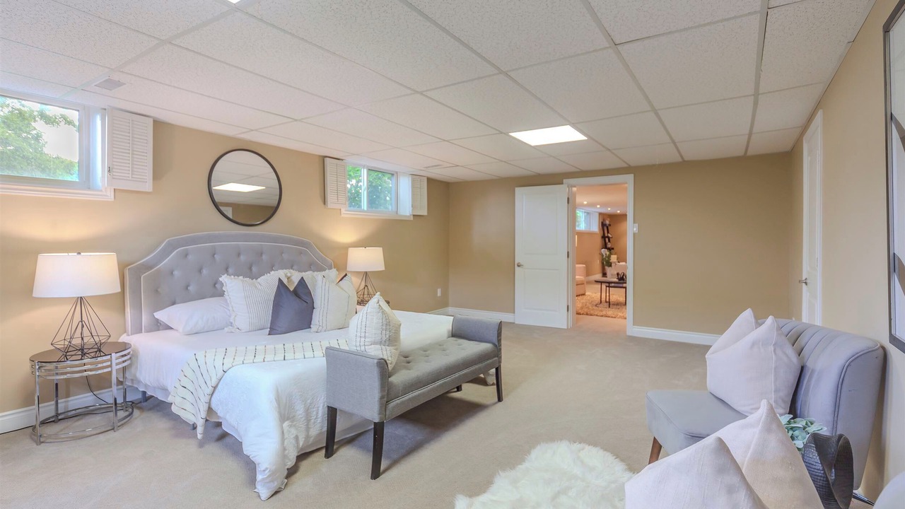 Photo of Bedroom in Lakeview